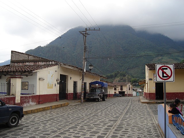 The town of Ixhuacn de los Reyes.