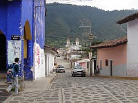 The main street of Ixhuacn de los Reyes