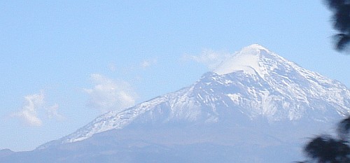 Pico de Orizaba, taken after we passed Zacatepec.