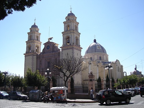 Church close to the park, Tehuacán.