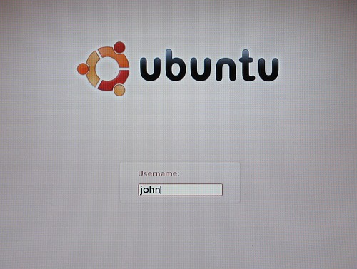 Ubuntu login screen.