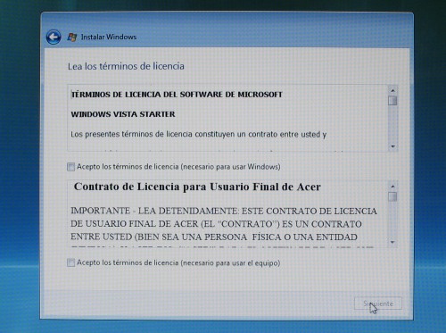 Installing Windows Vista Starter: Microsoft and Acer EULAs.